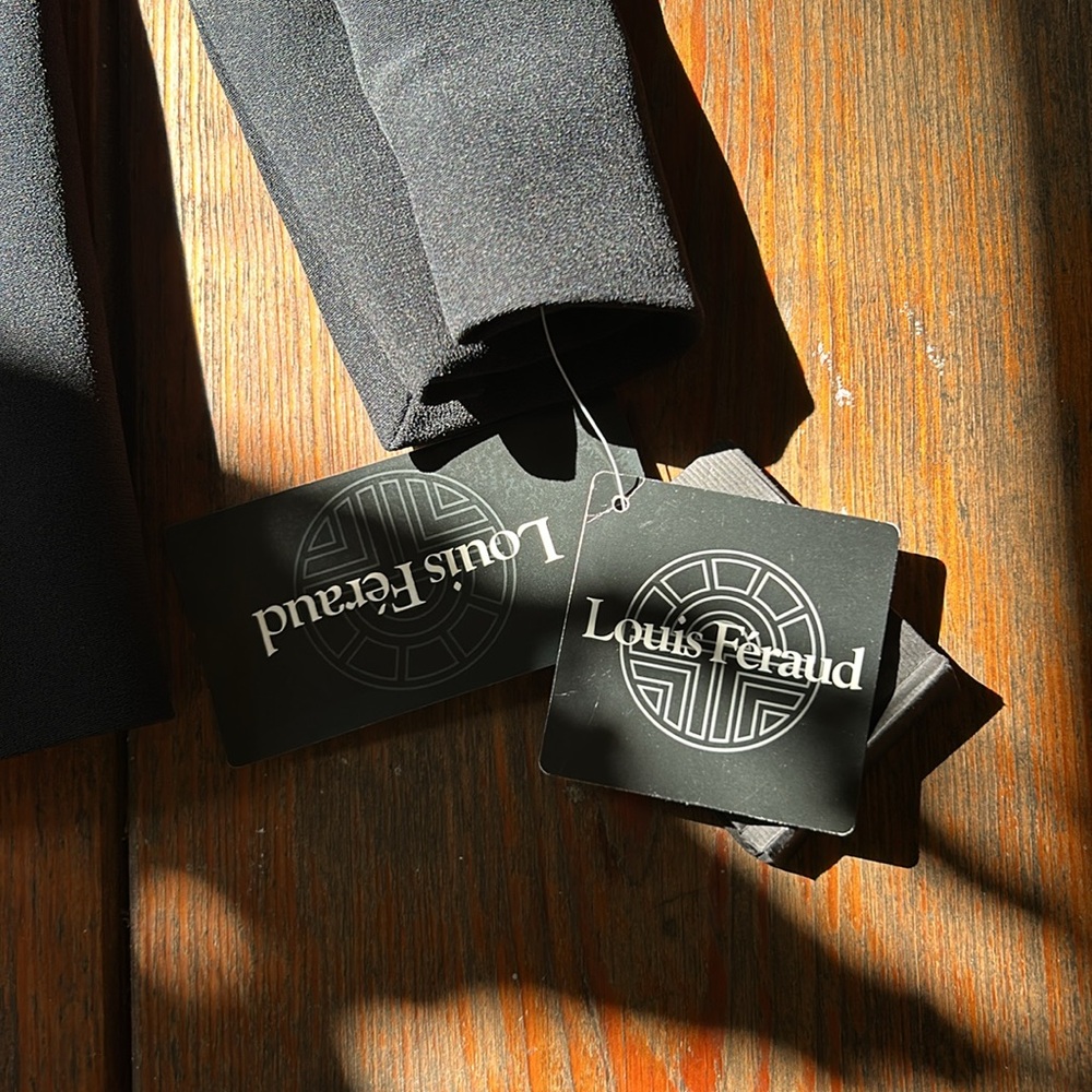 NWT Louis Féraud 100% silk black button up tie front satin trimmed blazer - Picture 6 of 9